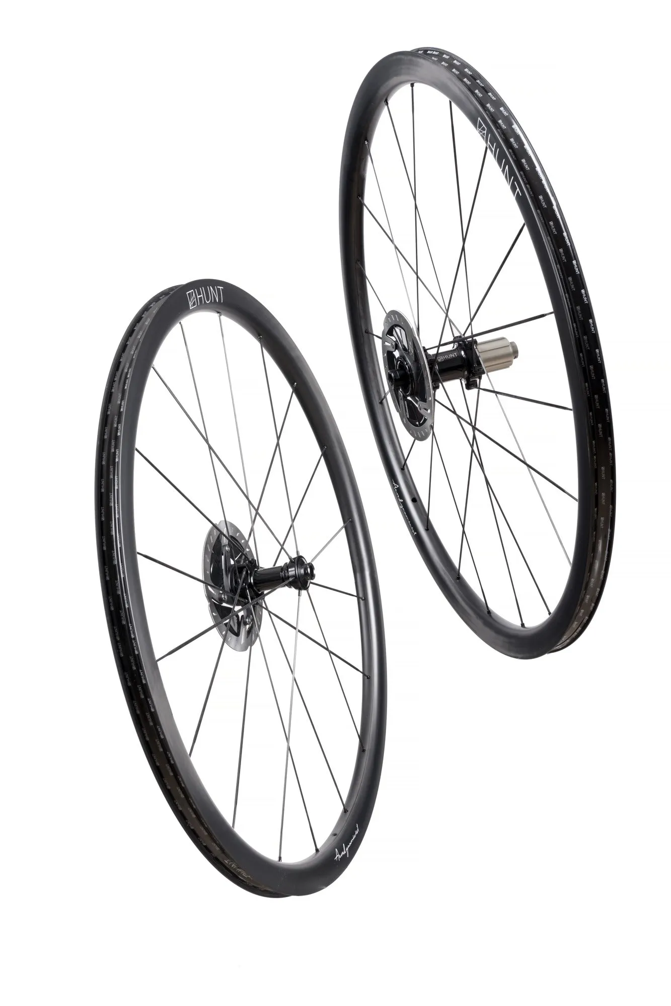 HUNT 32 Aerodynamicist UD Carbon Spoke Disc Wheelset